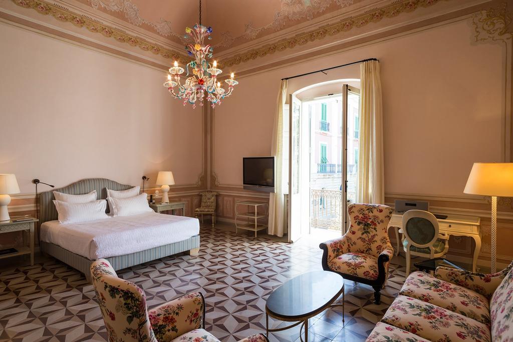 Palazzo Margherita Берналда Екстериор снимка